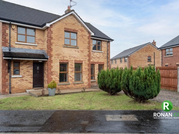 24 Castletown Court, Strabane, BT82 9FZ