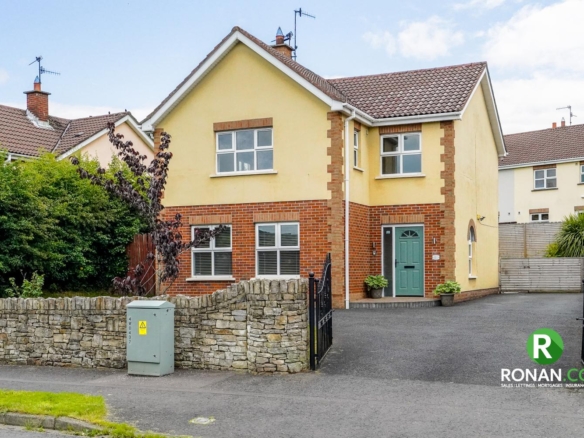 81 Castlegrange Park, Strabane, BT82 9WD