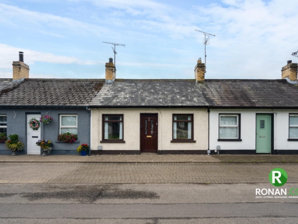 15 Church Square, Sion Mills, BT82 9HD