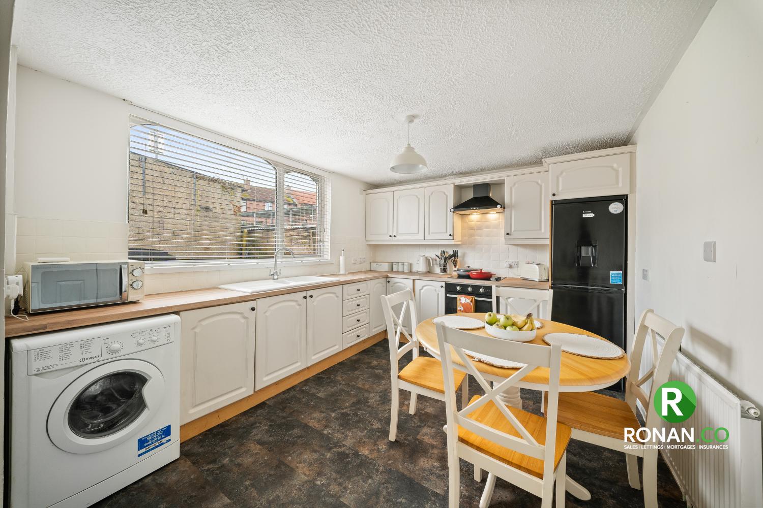 216 Lisnafin Park, Strabane, BT82 9DL