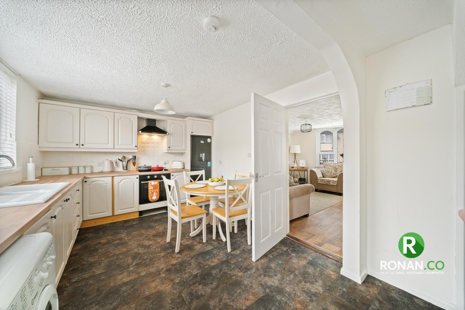 216 Lisnafin Park, Strabane, BT82 9DL