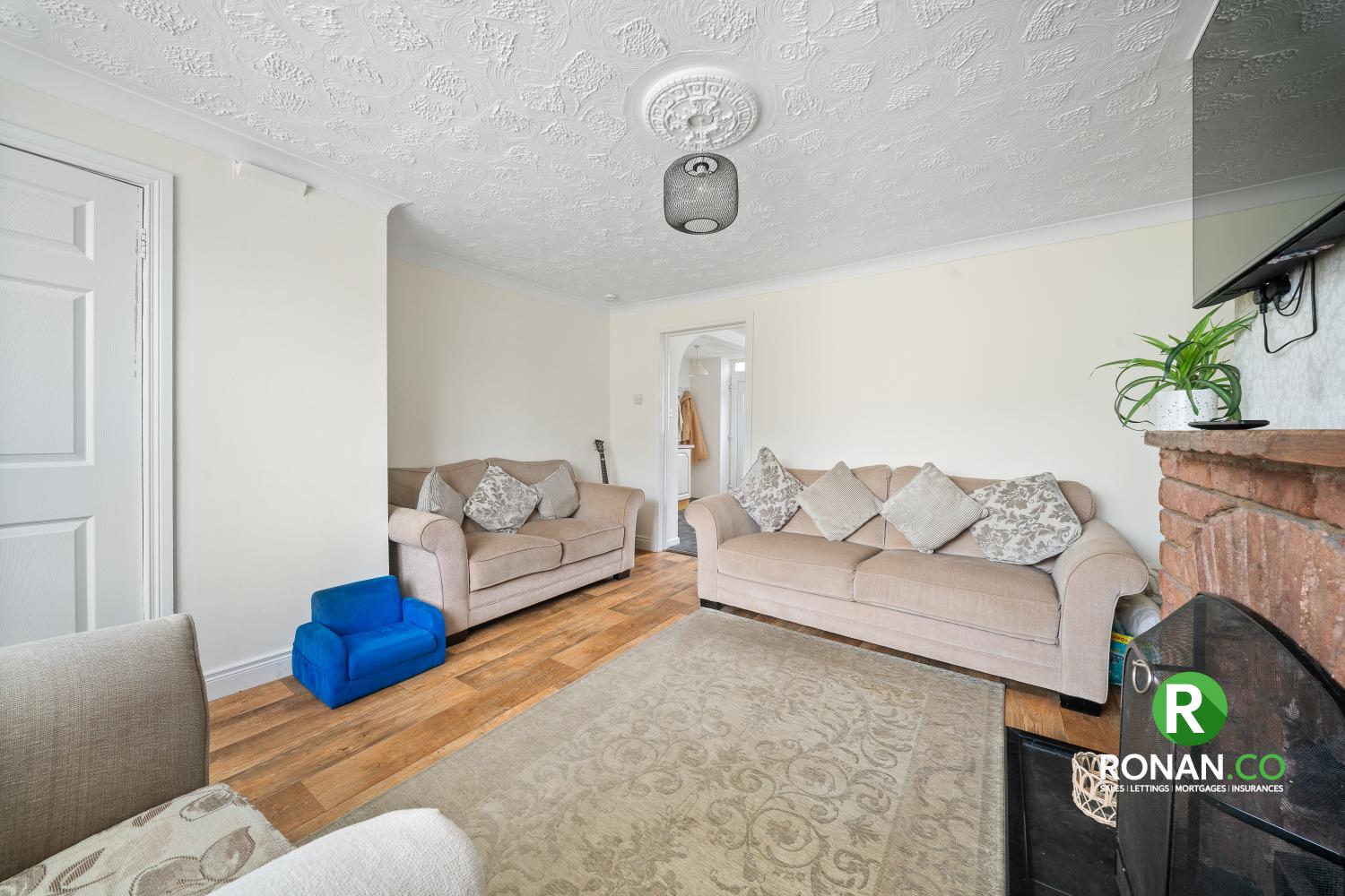 216 Lisnafin Park, Strabane, BT82 9DL