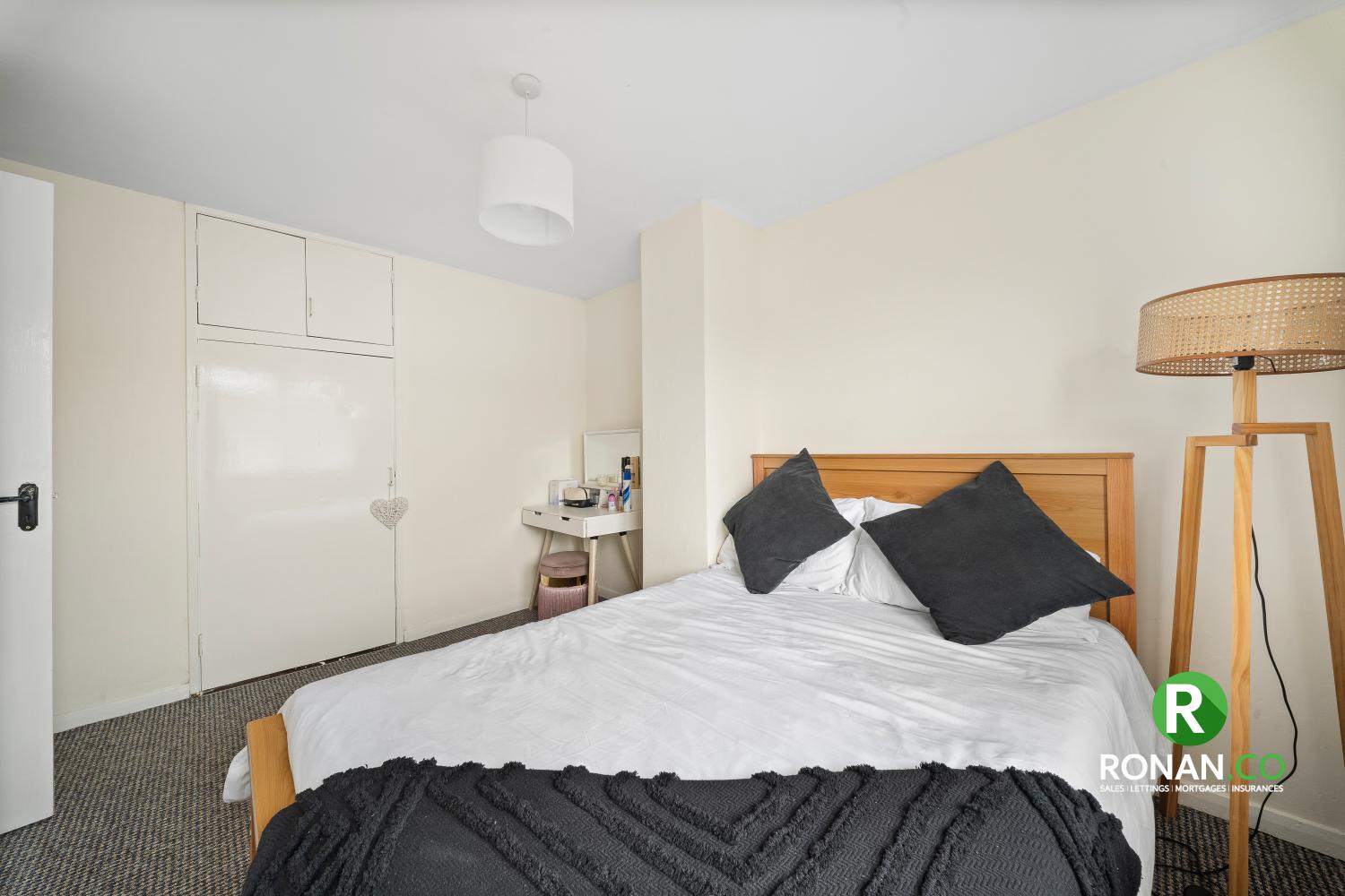 216 Lisnafin Park, Strabane, BT82 9DL