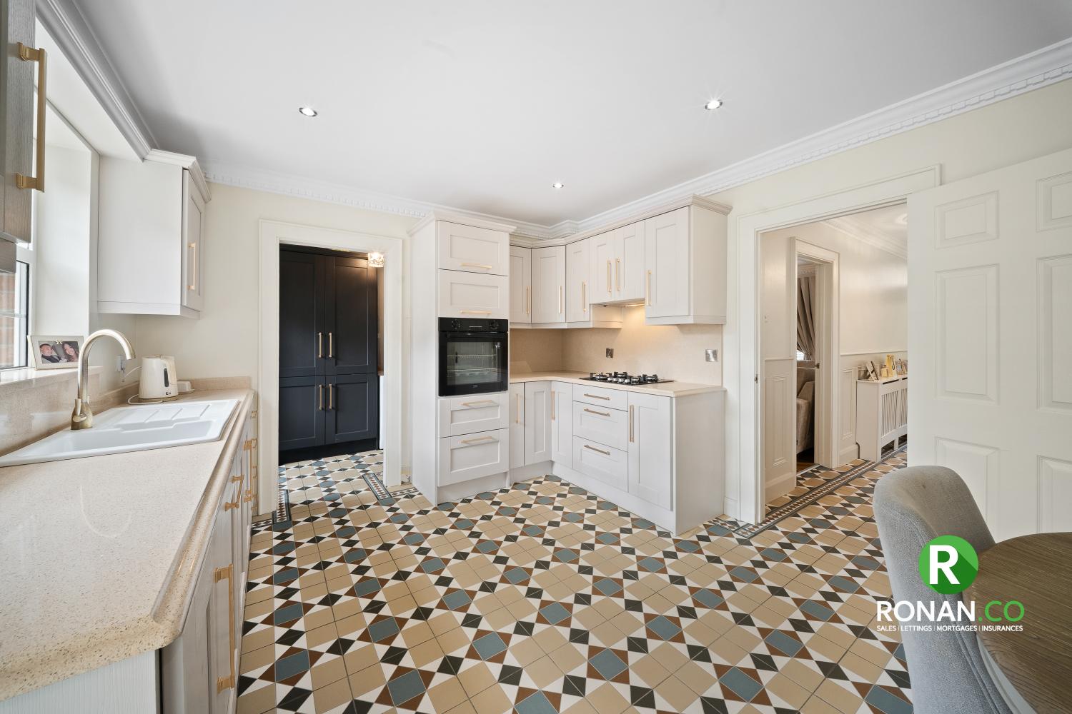 28 Tulacorr Gardens, Strabane, BT82 8RB